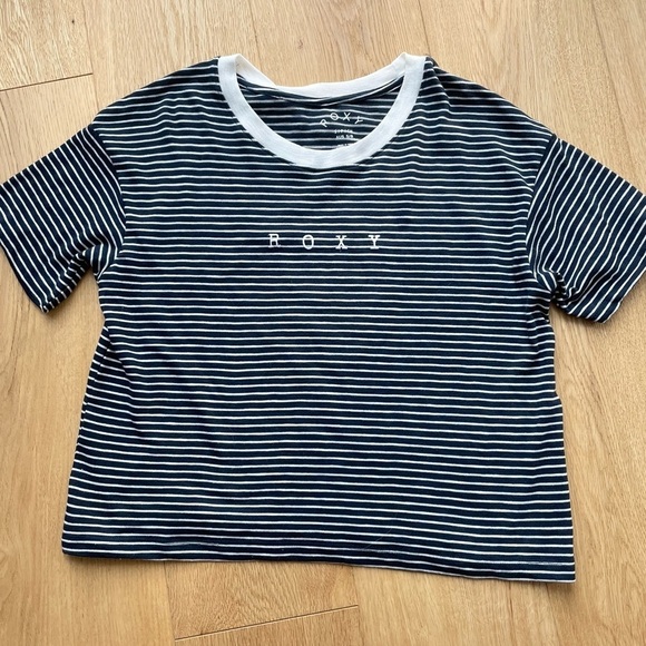 NWT Roxy Infinity Is Beautiful B Striped T-Shirt - S - Picture 12 of 16